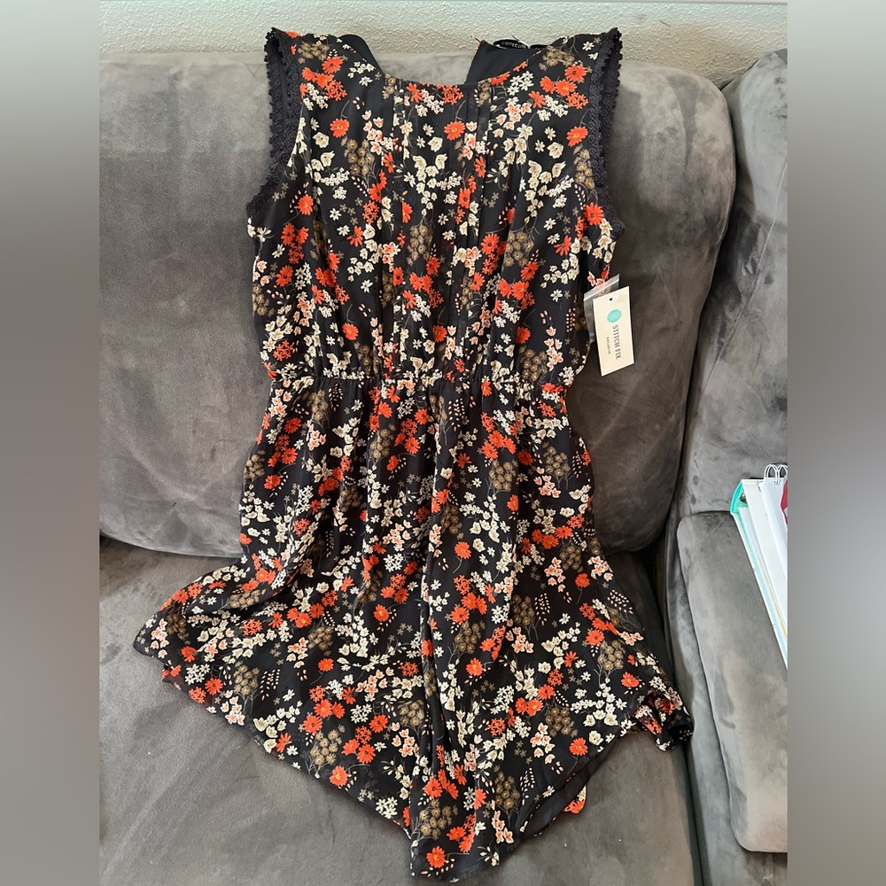 Collective concepts iris crochet trim dress